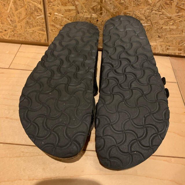 BIRKENSTOCK(ビルケンシュトック)の【SARA様専用】ビルケンシュトック　サンダル　36 レディースの靴/シューズ(サンダル)の商品写真