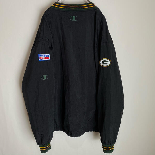 Champion(チャンピオン)のグリーンベイ　パッカーズ　ナイロンプルオーバーGreen Bay Packers メンズのジャケット/アウター(ナイロンジャケット)の商品写真