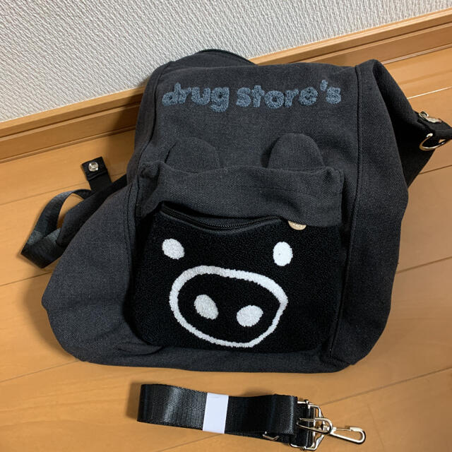 drug store's - リュック(ドラックストアーズ)の通販 by ドラむちゅめ ...