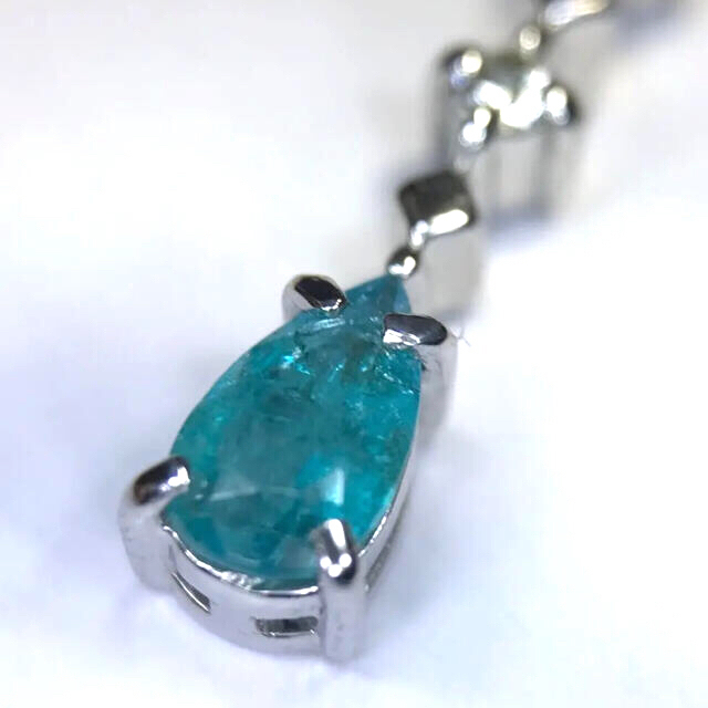 満点の パライバトルマリン ペンダントトップ 0.28ct ネックレス