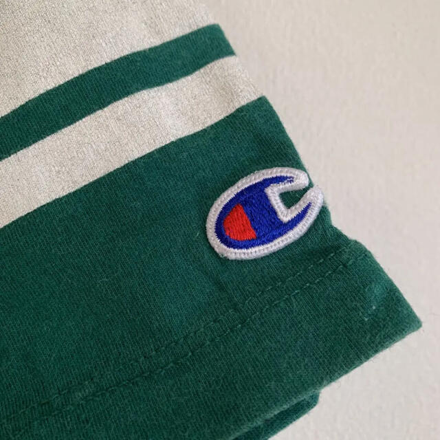 Champion(チャンピオン)のチャンピオン　グリーン　Tシャツ レディースのトップス(Tシャツ(半袖/袖なし))の商品写真