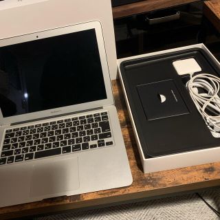 マック(Mac (Apple))のMacBook air 2017 MQD42J/A(ノートPC)