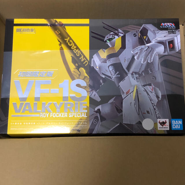 BANDAI(バンダイ)のDX超合金初回限定版VF-1Sバルキリーロイフォッカースペシャル エンタメ/ホビーのおもちゃ/ぬいぐるみ(模型/プラモデル)の商品写真