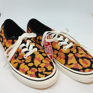 ヴァンズ(VANS)の新品未使用　VANS  バンズ  スニーカー　23㎝(スニーカー)