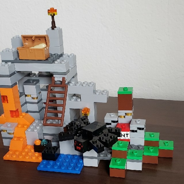 Lego ザ・ケイブ洞窟の通販 by ☺ちょこ's shop|レゴならラクマ - LEGO マインクラフト 格安超激得