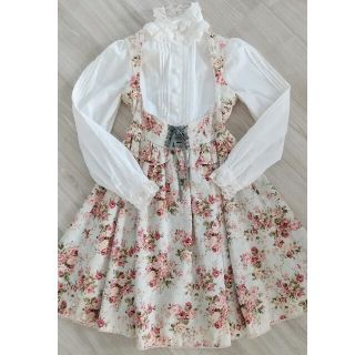 Victorian maiden(花柄 ・ ひざ丈ワンピース)のフリマアイテム一覧 Victorian maiden(花柄 ・ ひざ丈ワンピース)のフリマアイテム一覧
