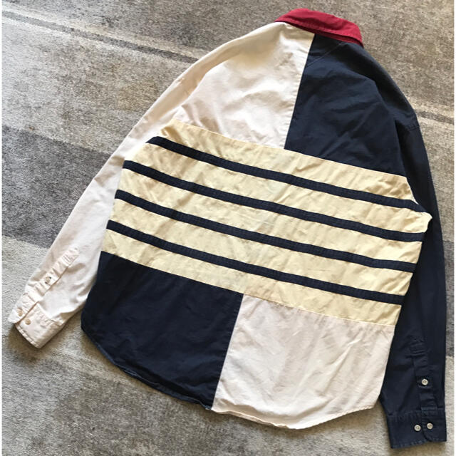 TOMMY HILFIGER(トミーヒルフィガー)の超レア 最高のデザイン 90's vintage トミーヒルフィガー 長袖シャツ メンズのトップス(シャツ)の商品写真