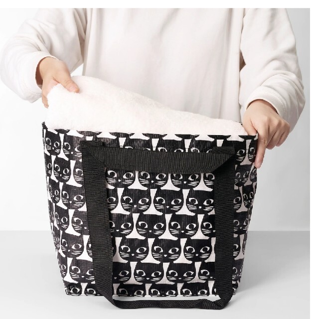 IKEA(イケア)のIKEA　イケア　ショッピングバッグ　トートバッグ　ドリクサ　黒猫柄　SM☆ レディースのバッグ(ショップ袋)の商品写真