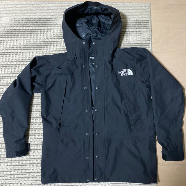 THE NORTH FACE(ザノースフェイス)のTHE NORTH FACE Mountain Light Jacket  メンズのジャケット/アウター(マウンテンパーカー)の商品写真