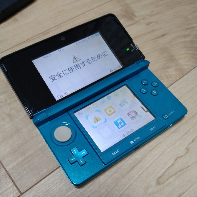 ニンテンドー3DS(ニンテンドー3DS)のNintendo 3DS 本体 アクアブルー エンタメ/ホビーのゲームソフト/ゲーム機本体(携帯用ゲーム機本体)の商品写真