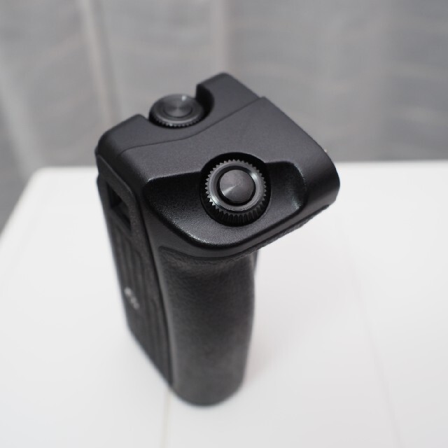 オリンパス HLD-9 (e-m1 markII用縦グリップ) - 2