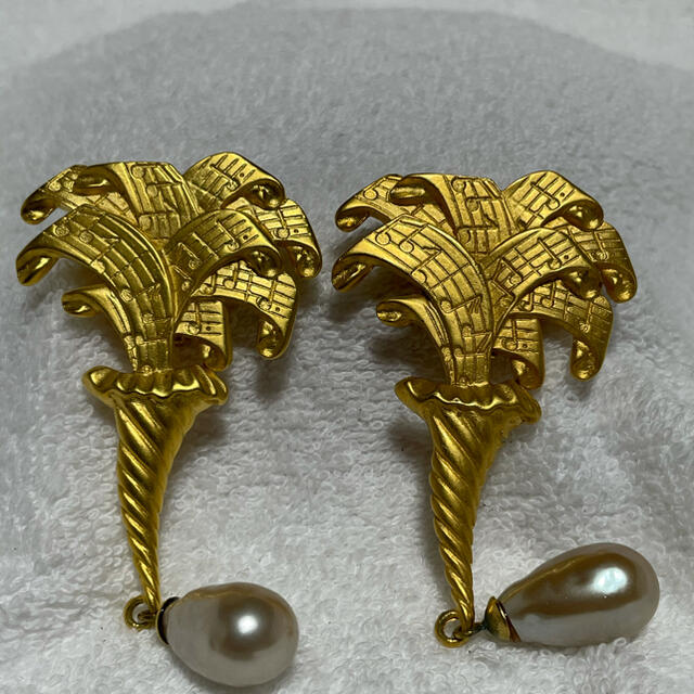 Karl Lagerfeld - KARL LAGERFELD イヤリング レトロアクセサリー
