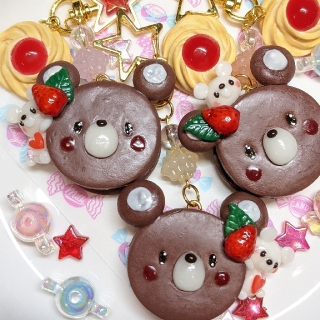 sold out ハンドメイド　スイーツデコ　クマさんクリームサンド