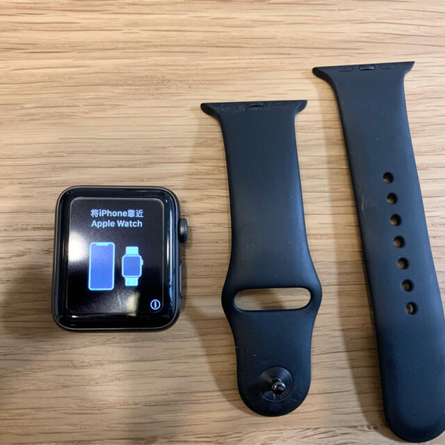 Apple Watch Series 3(GPSモデル)- 42mm