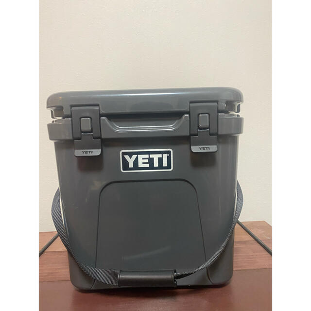 YETI Roadie 24 チャコールの+happydg.com