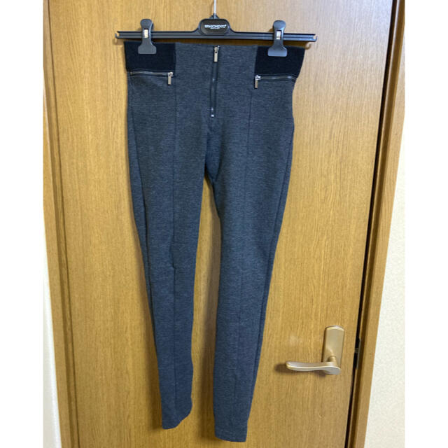 ZARA(ザラ)のザラレギンス風パンツ レディースのパンツ(その他)の商品写真