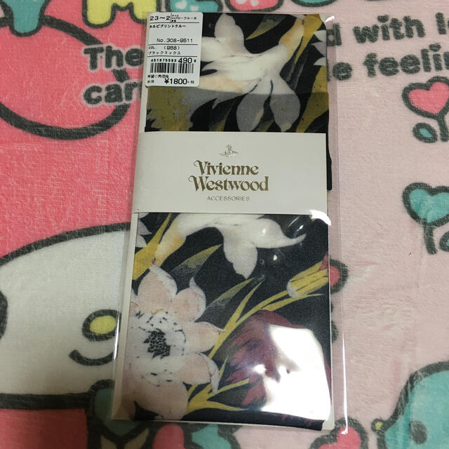 Vivienne Westwood(ヴィヴィアンウエストウッド)のヴィヴィアンクルー丈ソックス新品 レディースのレッグウェア(ソックス)の商品写真