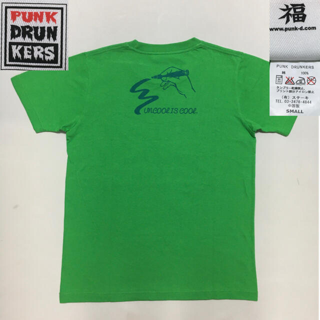 PUNK DRUNKERS(パンクドランカーズ)のパンクドランカーズ 漢字 デカロゴ Tシャツ グリーン  Sサイズ メンズのトップス(Tシャツ/カットソー(半袖/袖なし))の商品写真