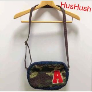 ハッシュアッシュ(HusHush)のHusHush ♡ ショルダーバッグ ボア カモフラ柄 迷彩 ロゴ 秋冬(ショルダーバッグ)