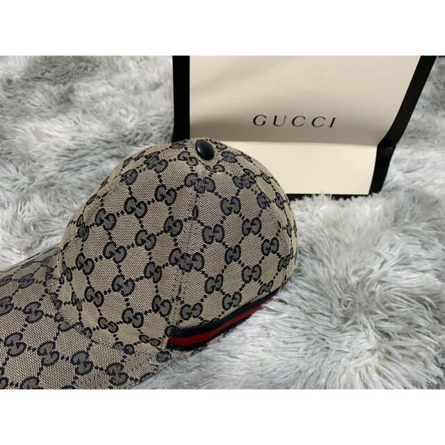 Gucci out.の通販 by みるめ〜く's shop｜グッチならラクマ - sold 