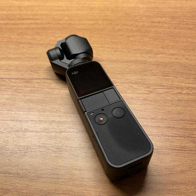 DJI OSMO POCKET 本体、ケース、SDカード128gb付 DJI OSMO POCKET 本体、ケース、SDカード128gb付