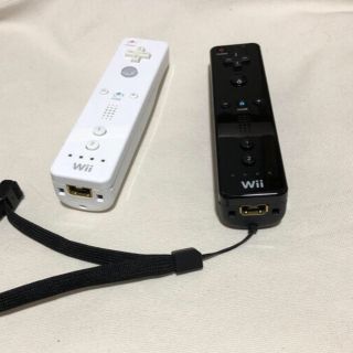 ウィー(Wii)のWii リモコン2個(その他)