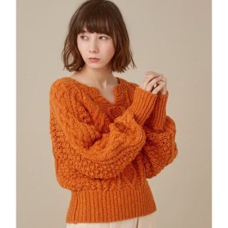 ビューティアンドユースユナイテッドアローズ(BEAUTY&YOUTH UNITED ARROWS)の前田希美さん着アナザーエディションケーブルニット*藤田ななみlourenCIEL(ニット/セーター)