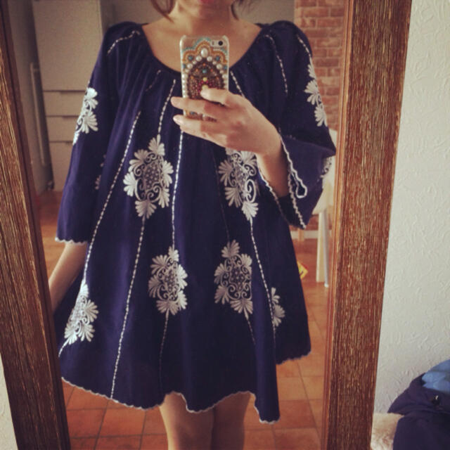 flower(フラワー)のblue floral embroidered tunic レディースのトップス(チュニック)の商品写真