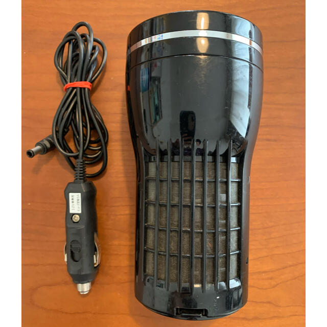 SHARP(シャープ)の車載用空気清浄機　シャープ　プラズマクラスター 自動車/バイクの自動車(車内アクセサリ)の商品写真