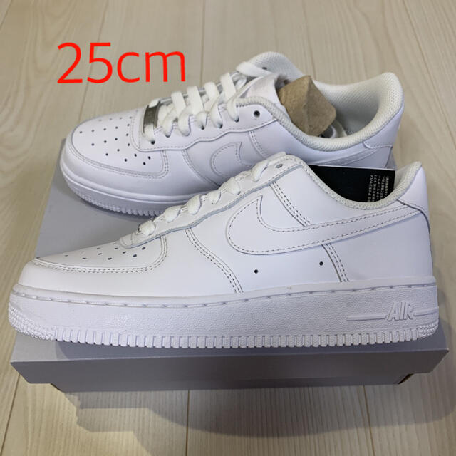 NIKE AIR FORCE 1 ’07 25cm