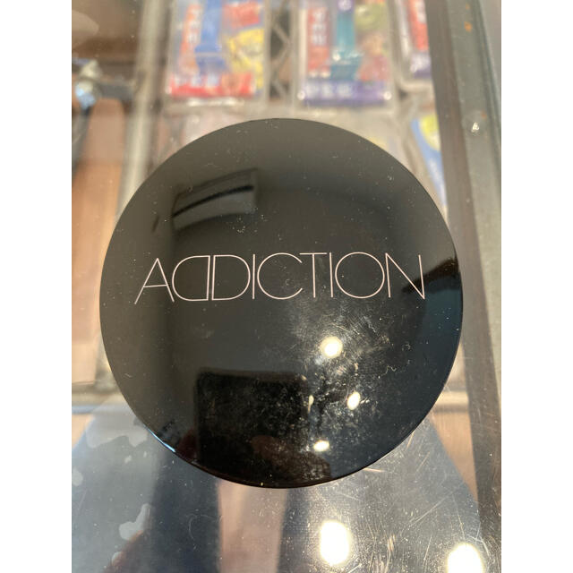 ADDICTION(アディクション)の★《ADDICTION》アディクション コンパクト ルースパウダー ケース コスメ/美容のベースメイク/化粧品(フェイスパウダー)の商品写真