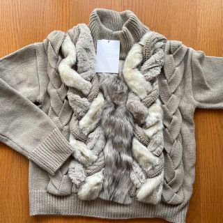 アメリヴィンテージ(Ameri VINTAGE)のタグ付き　新品未使用　FUR BRAID CABLE KNIT(ニット/セーター)