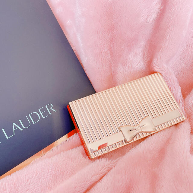 Estee Lauder(エスティローダー)のエスティーローダー❤️クリスマスコフレ2020❤️アイシャドウパレット10色 コスメ/美容のキット/セット(コフレ/メイクアップセット)の商品写真