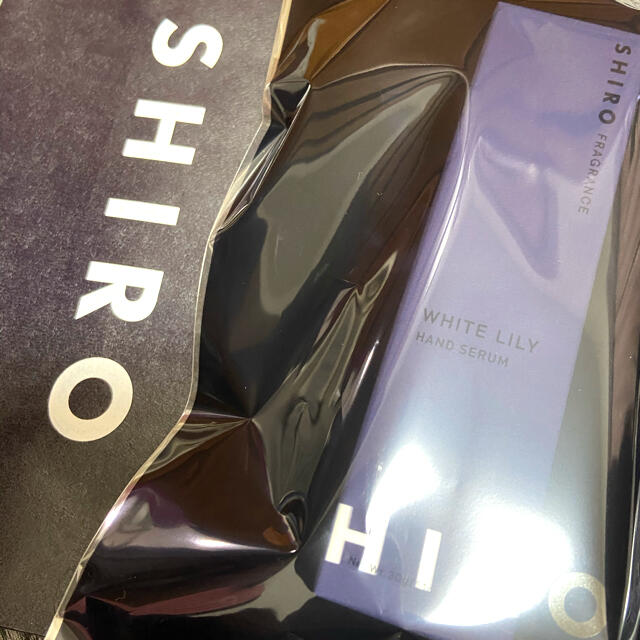 shiro(シロ)の新品♡shiroホワイトリリーハンド美容液30g コスメ/美容のボディケア(ハンドクリーム)の商品写真