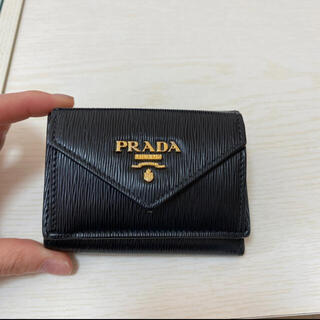 プラダ(PRADA)のPRADA ミニウォレット ブラック 美品 (財布)
