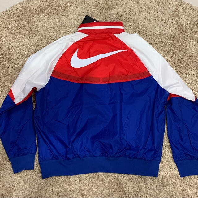 NIKE(ナイキ)のナイキ　ウインドランナー　ジャケット　サイズXL マルチカラー  サイズXL メンズのジャケット/アウター(ナイロンジャケット)の商品写真