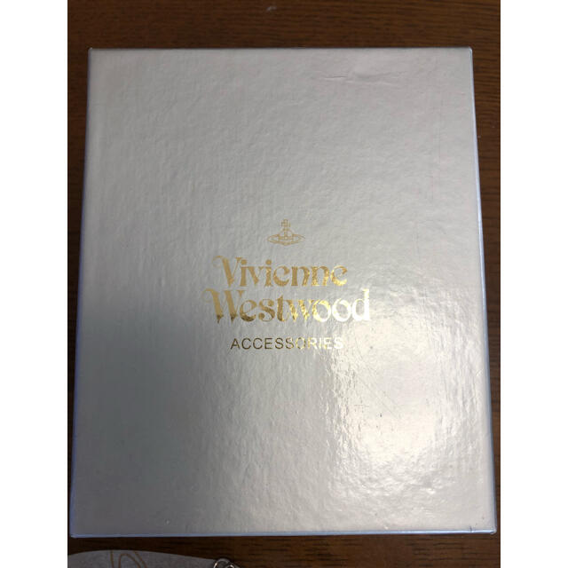 Vivienne Westwood(ヴィヴィアンウエストウッド)のVivienne Westwood  ゴールドくま キーホルダー レディースのファッション小物(キーホルダー)の商品写真