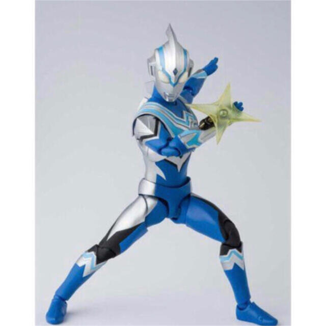 新品未開封　S.H.Figuarts ウルトラマンフーマ