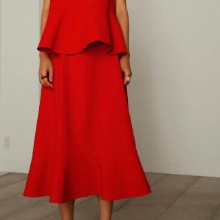 ルシェルブルー(LE CIEL BLEU)のSculpted Flare Skirt Red(ロングスカート)