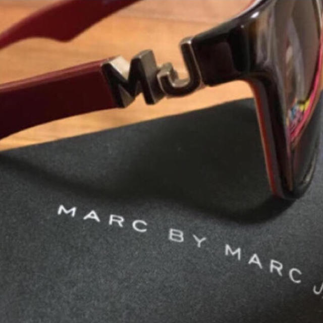 MARC BY MARC JACOBS(マークバイマークジェイコブス)のMARC BY レディースのファッション小物(サングラス/メガネ)の商品写真