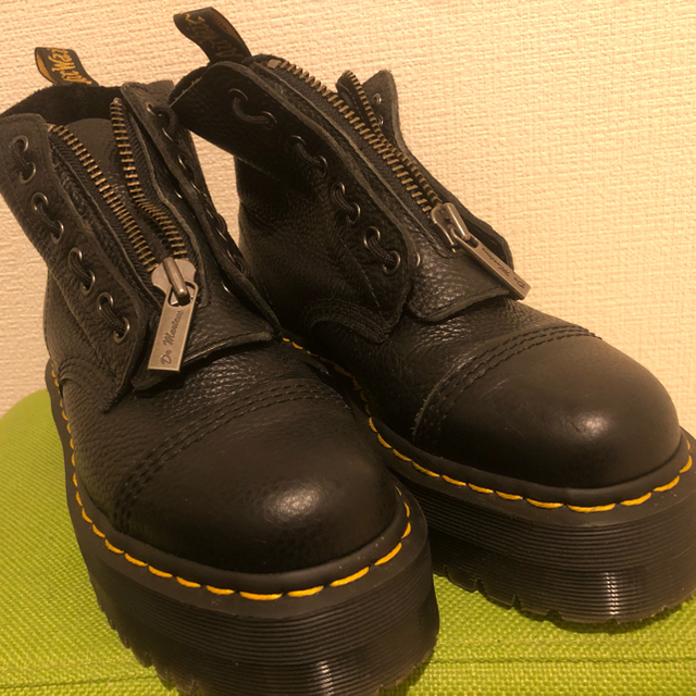 Dr.Martens(ドクターマーチン)のドクターマーチン　ブーツ レディースの靴/シューズ(ブーツ)の商品写真