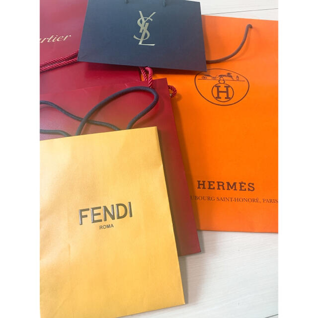 FENDI(フェンディ)の　ブランド　ショップ袋　紙袋 レディースのバッグ(ショップ袋)の商品写真