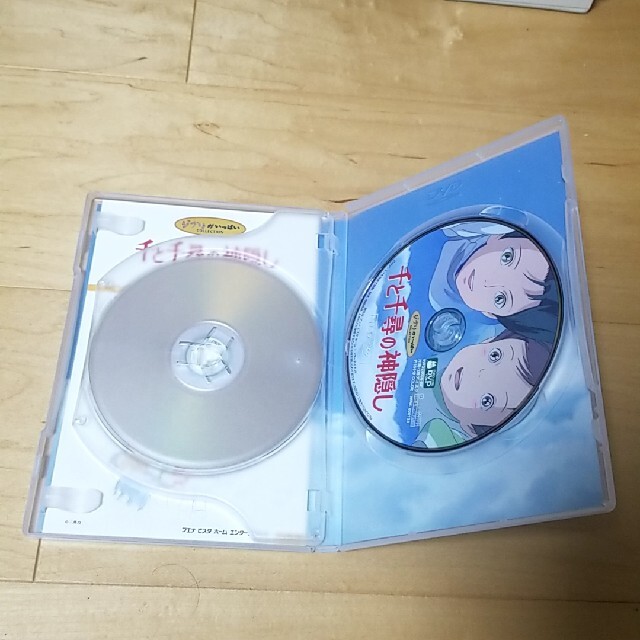 千と千尋の神隠し DVD エンタメ/ホビーのDVD/ブルーレイ(舞台/ミュージカル)の商品写真