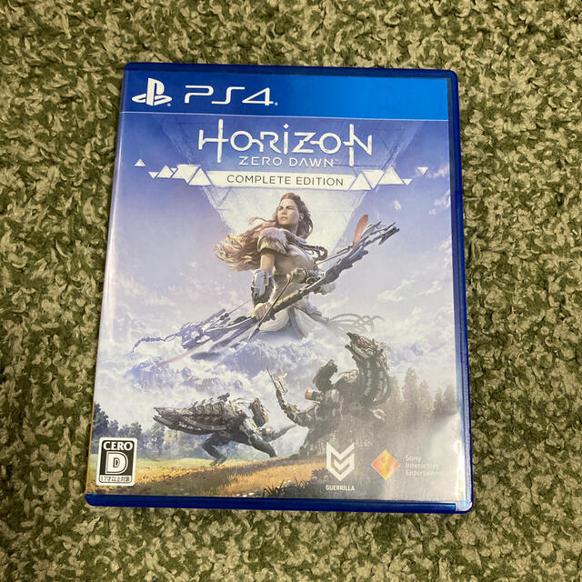 PlayStation4(プレイステーション4)のHorizon Zero Dawn（ホライゾン ゼロ・ドーン）コンプリートエディ エンタメ/ホビーのゲームソフト/ゲーム機本体(家庭用ゲームソフト)の商品写真