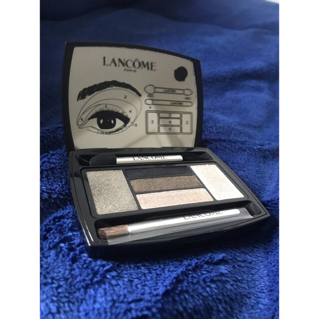 LANCOME(ランコム)の新品 ランコム アイシャドウパレット KAKI CHIC コスメ/美容のベースメイク/化粧品(アイシャドウ)の商品写真