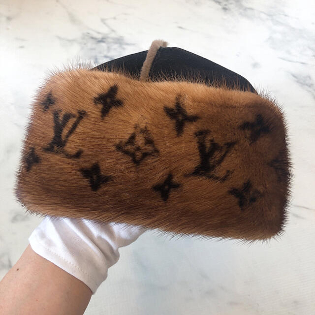 LOUIS VUITTON(ルイヴィトン)の【美品】ルイヴィトン♡ミンク コサック 帽子 レディースの帽子(ハット)の商品写真