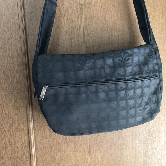 シャネル (CHANEL) シャネル ニュートラベルライン　ショルダーバッグ 1