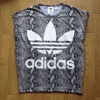 ハイク(HYKE)のHYKE adidas パイソンT(Tシャツ(半袖/袖なし))