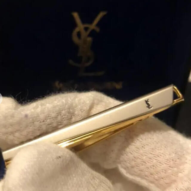 Yves Saint Laurent Beaute(イヴサンローランボーテ)のネクタイピン セット その他のその他(その他)の商品写真