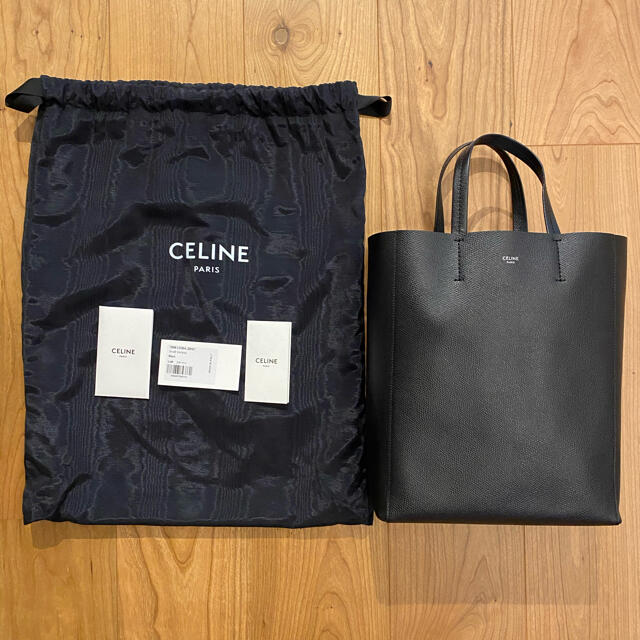 celine(セリーヌ)のCELINE セリーヌ  スモールカバ🕊 レディースのバッグ(トートバッグ)の商品写真